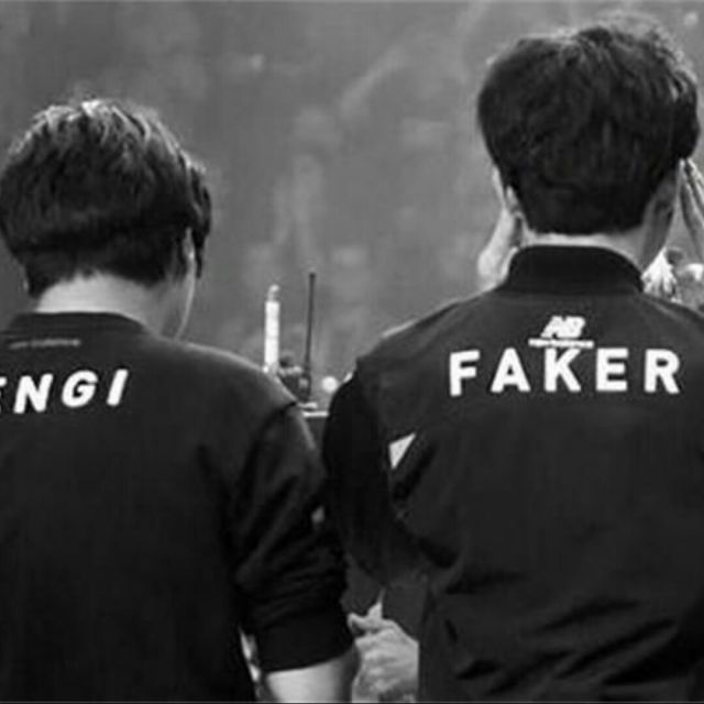 LPL春季赛今日海报大比拼：RNG：永不言弃，九九归R