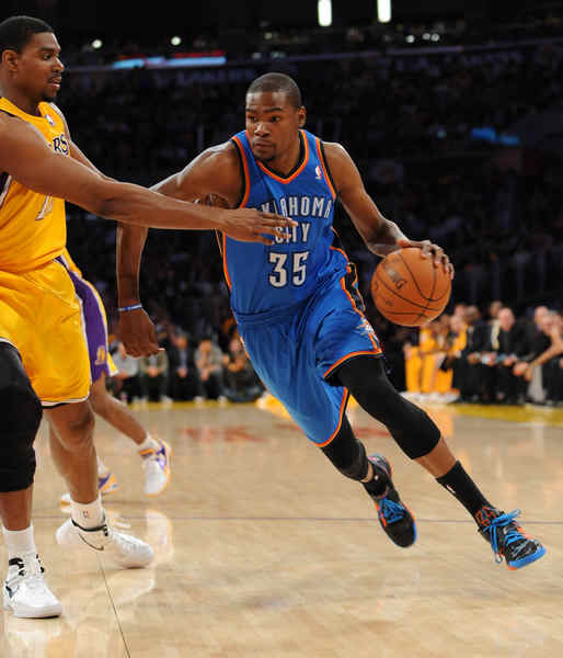 扩大其国际 扩大其国际